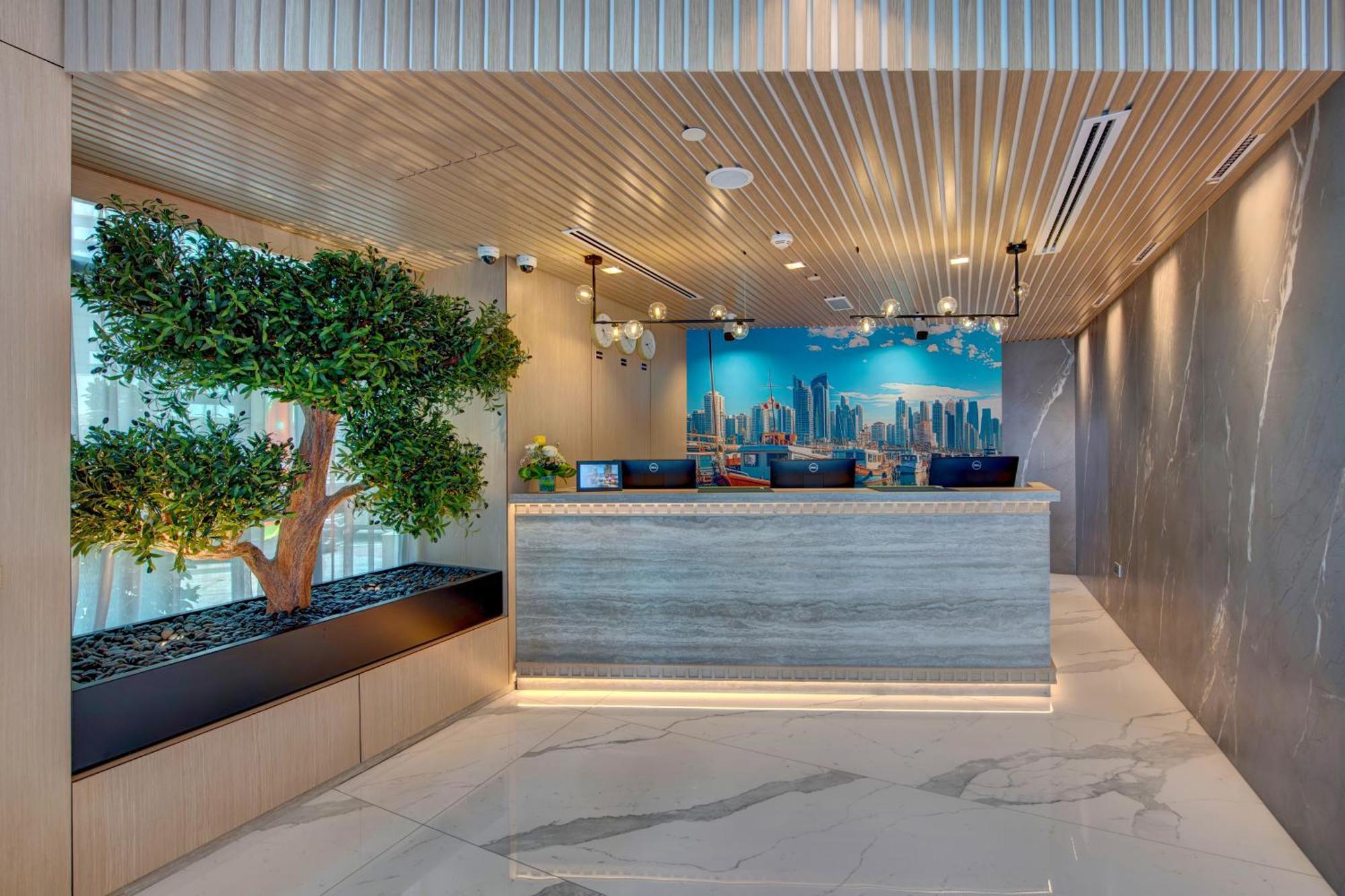 La Quinta By Wyndham Abu Dhabi Al Wahda Hotel Екстериор снимка