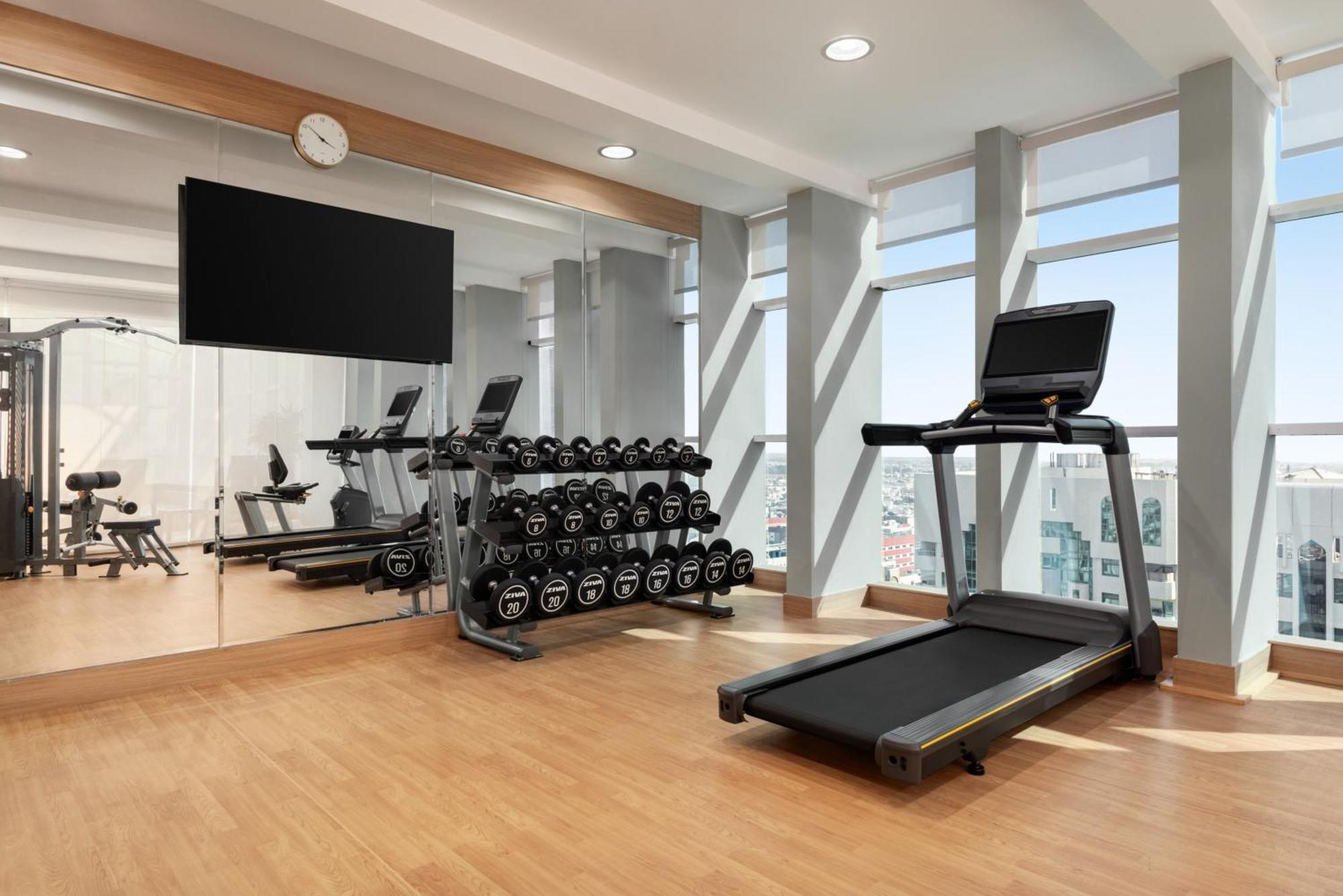 La Quinta By Wyndham Abu Dhabi Al Wahda Hotel Екстериор снимка