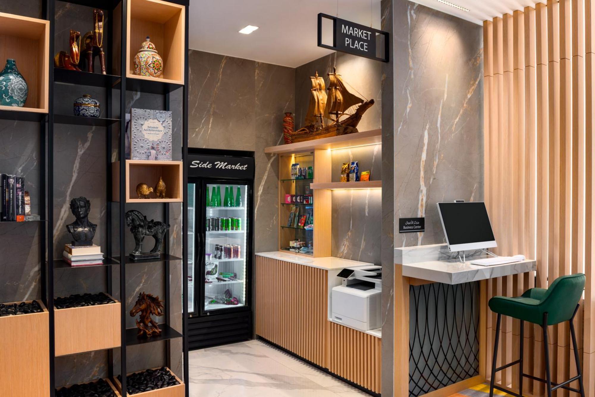 La Quinta By Wyndham Abu Dhabi Al Wahda Hotel Екстериор снимка
